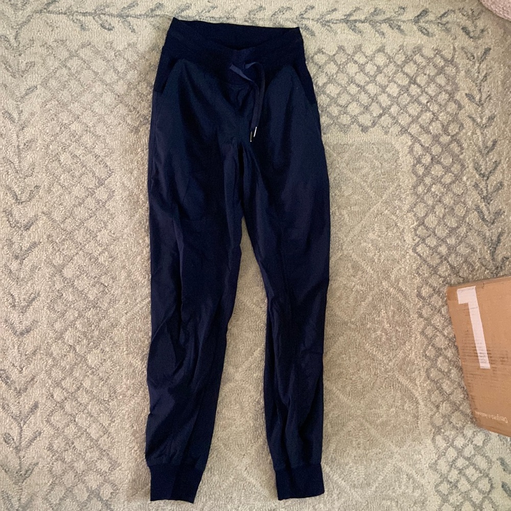 Lululemon jogger sweat pants